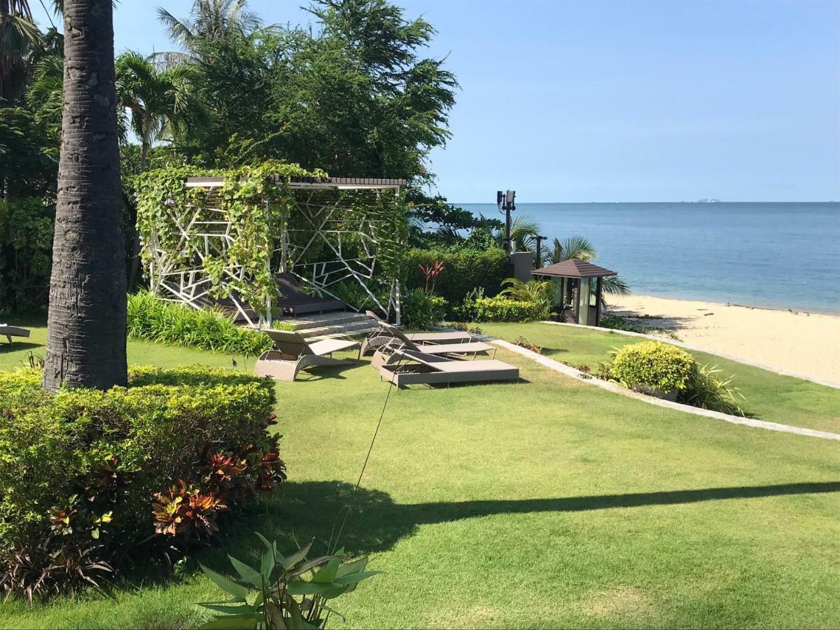 Luxurious Beachfront Pattaya Exterior foto
